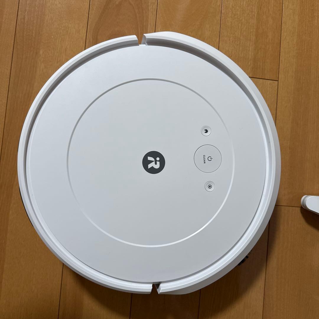 ルンバ　コンボ2 Essential ロボット＋AutoEmpty ホワイト