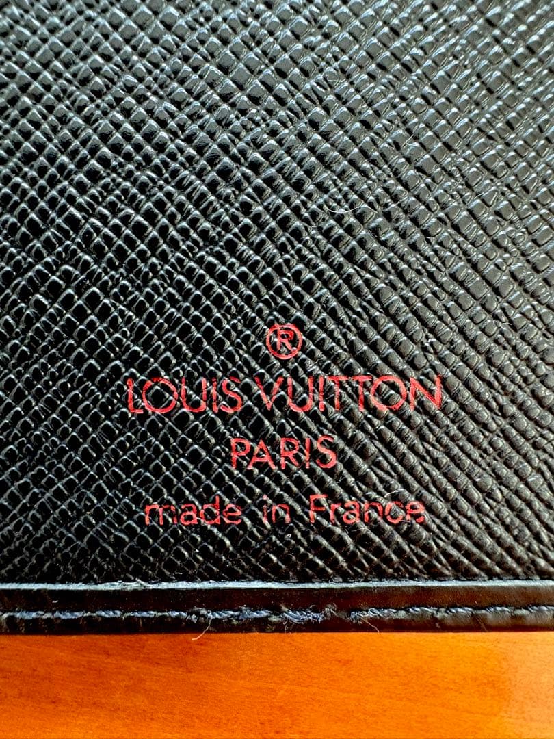 ルイヴィトン エピ ポルトカルト クレディ 長札入れ ノワール 黒