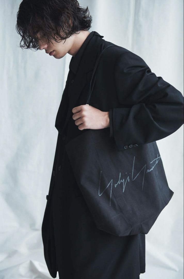 未使用　Yohji Yamamoto ノベルティトートバッグ　黒×白ロゴ　25年