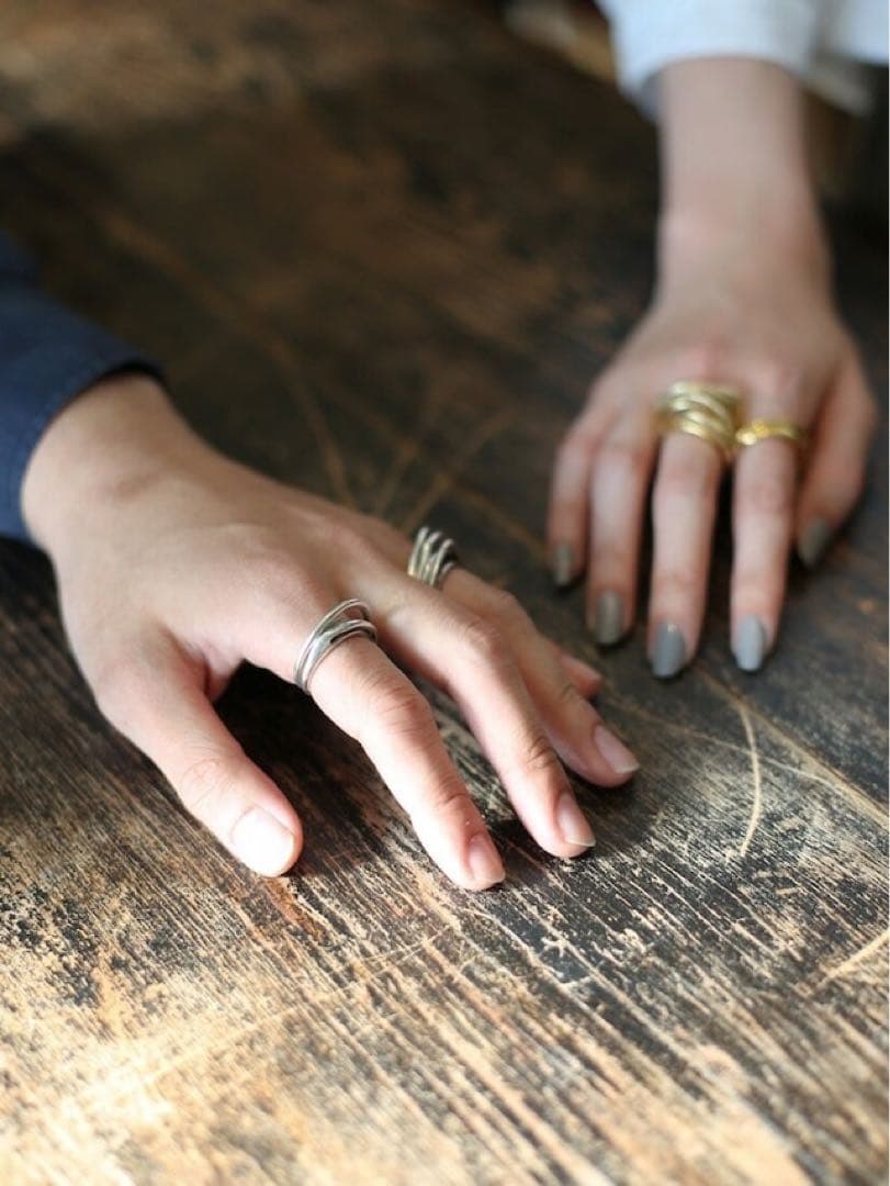 Iosselliani CLASSIC COLLECTION Alba8連リング