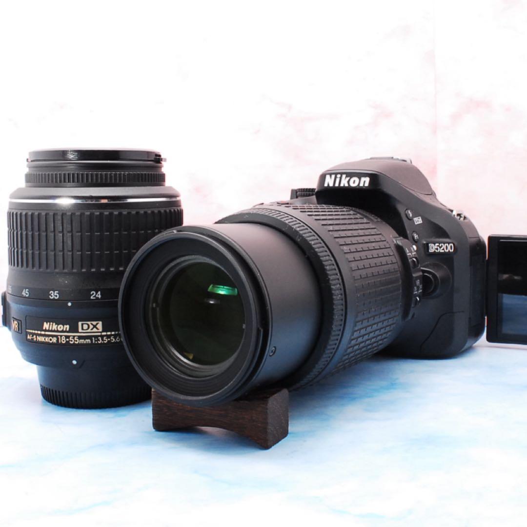 ☆Nikon D5200☆一眼レフカメラ☆手ぶれ補正Wレンズ☆付属品多数でお得！