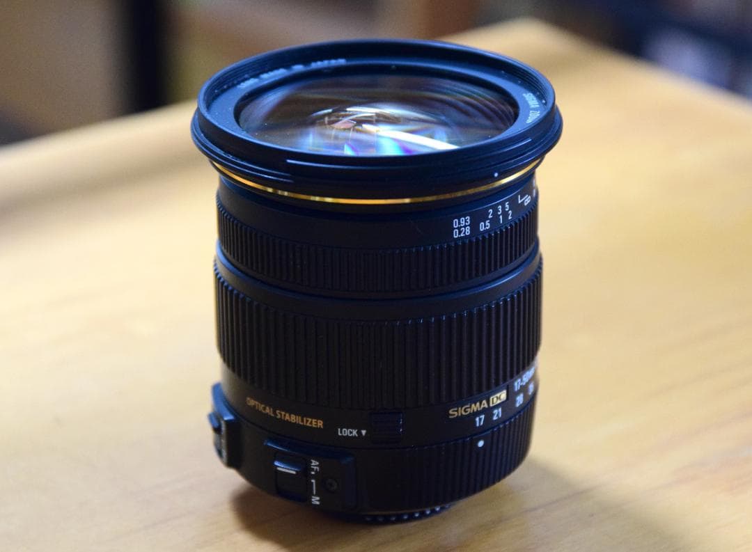 SIGMA 17-50mm F2.8 EX HSM ズームレンズ