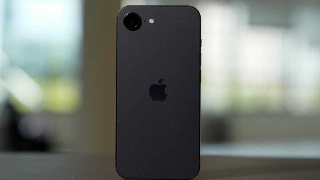 iPhone 16e 128GB ブラック SIMフリー [MD1Q4J/A]