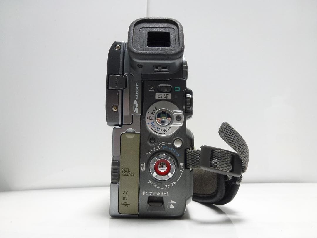 希少　動作品　キャノンビデオカメラ　DM-IXY DV M2 　Mini DV