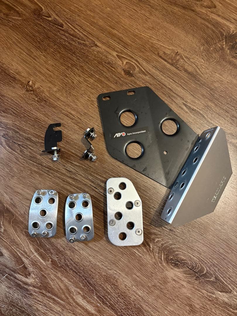 APIO アルミペダルカバー　フットレスセット　jb64