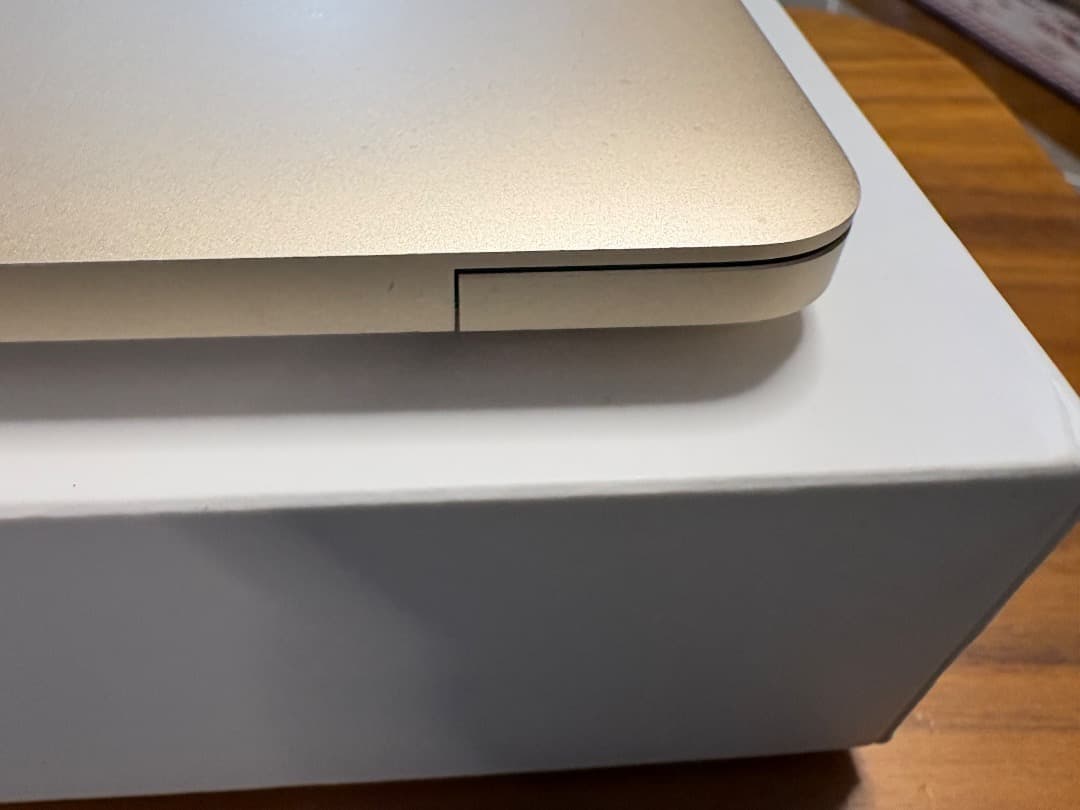 MacBook12 2017 m3 8GBSDRAM 256GBSSD 英配列