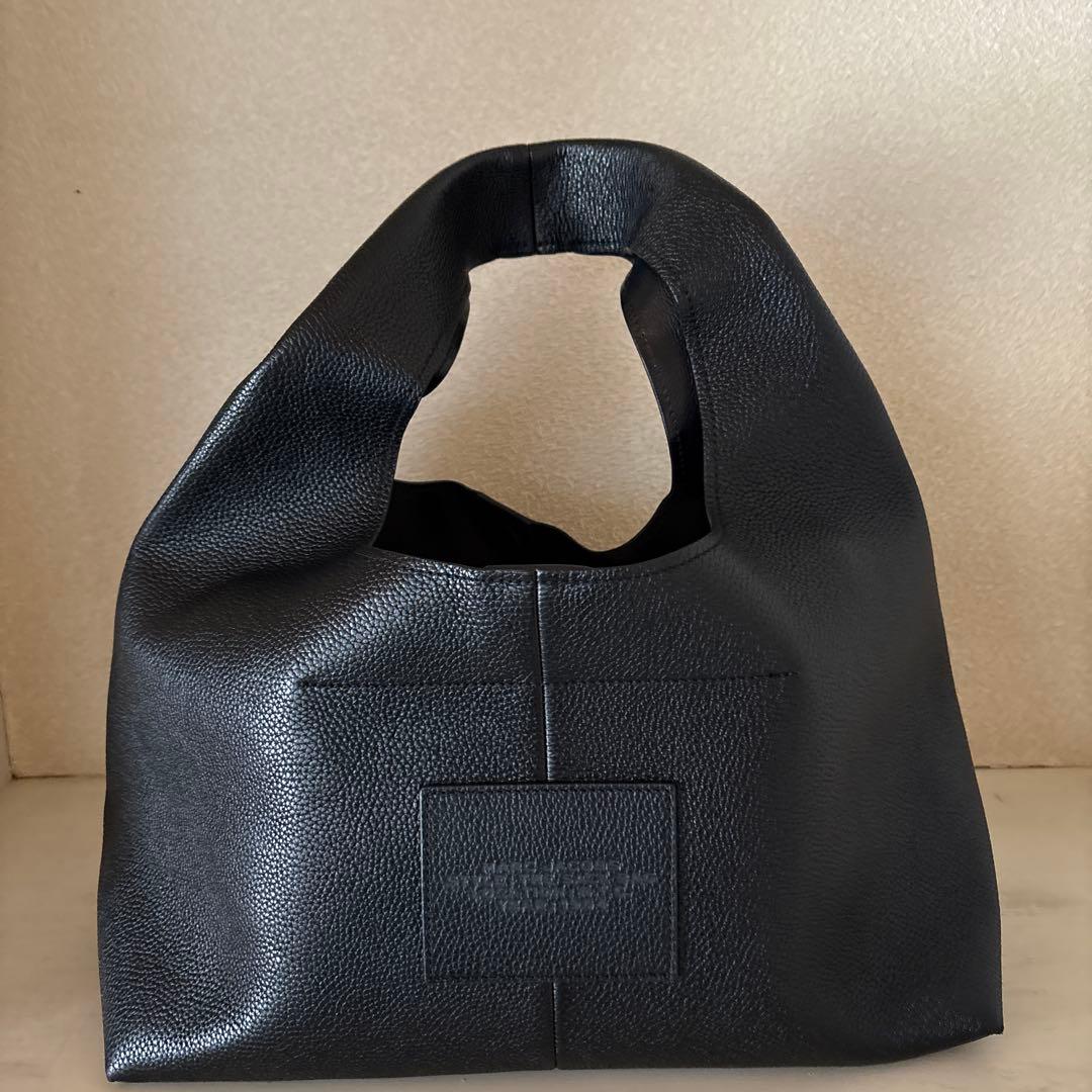MARC JACOBS THE SACK BAG ブラック レザーサックバッグ