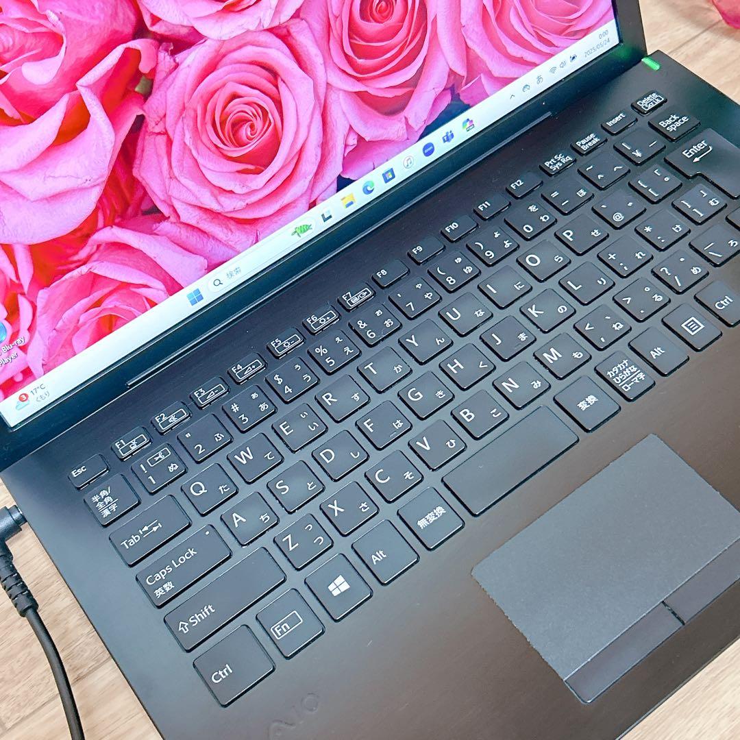 【美品】VAIO ノートパソコン✨SSD256GB✨メモリ8GB✨コンパクト薄型