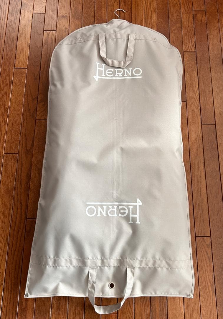 未使用 Herno ヘルノ ダウンコート ダウン90% サイズ42