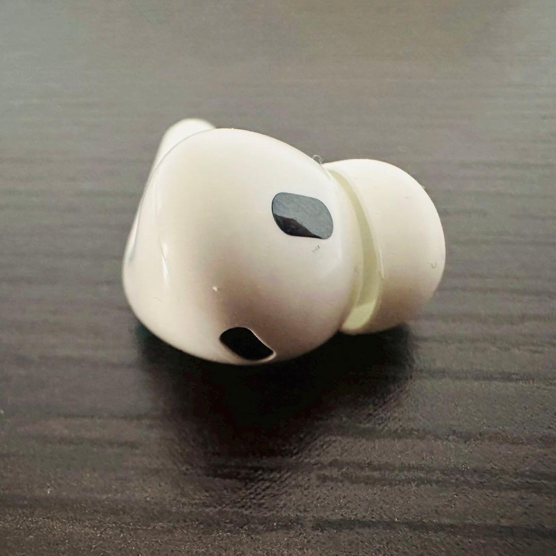 極美品✨ Airpods Pro 第2世代右耳イヤホン Lightningモデル