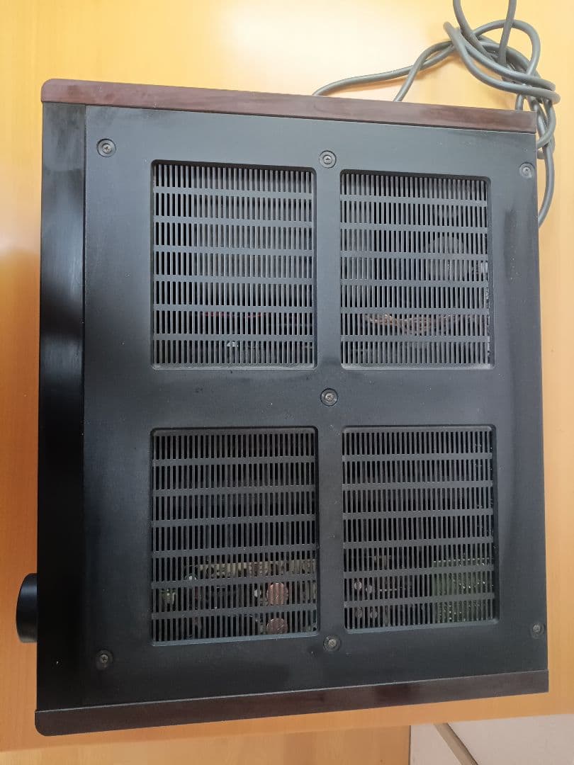 トモ　SONYプリメインアンプ　TA-F555ESJ通電確認のみ