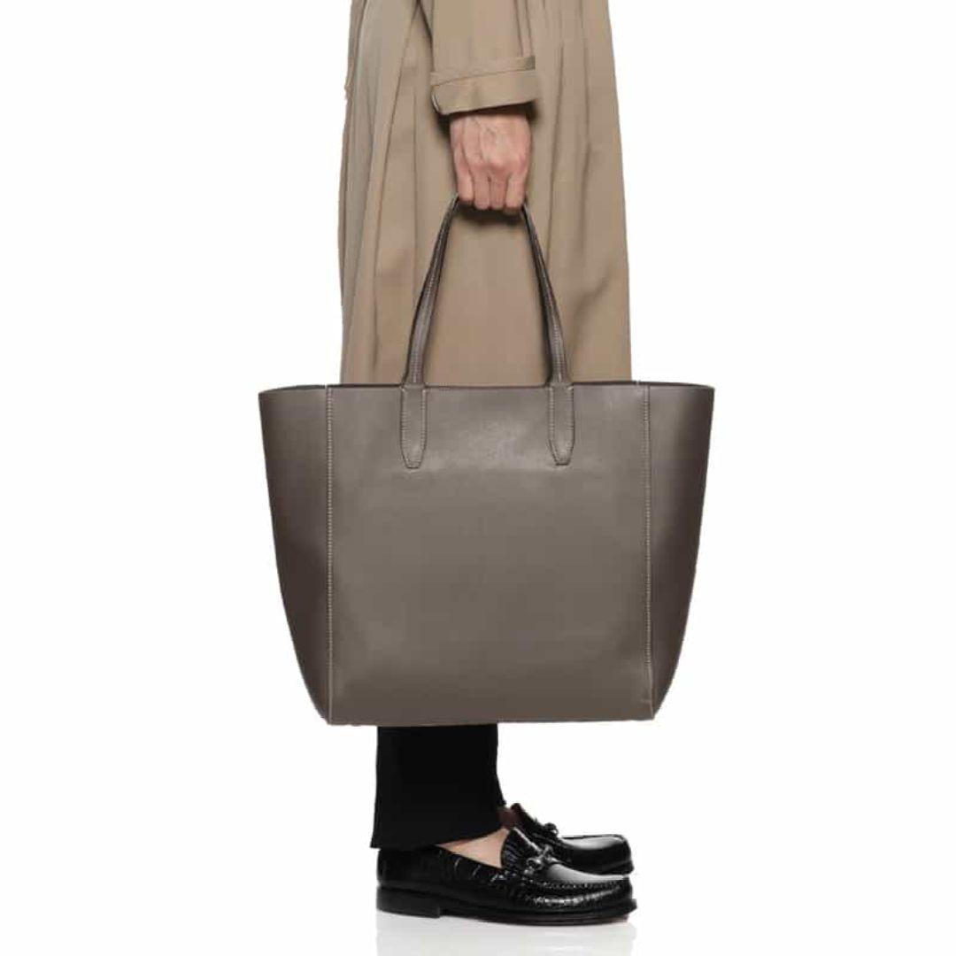 ボルドリーニセレリア　トートバッグ