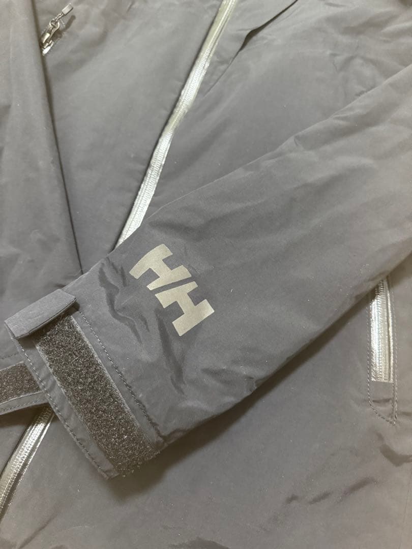 Helly Hansen マウンテンパーカー 黒