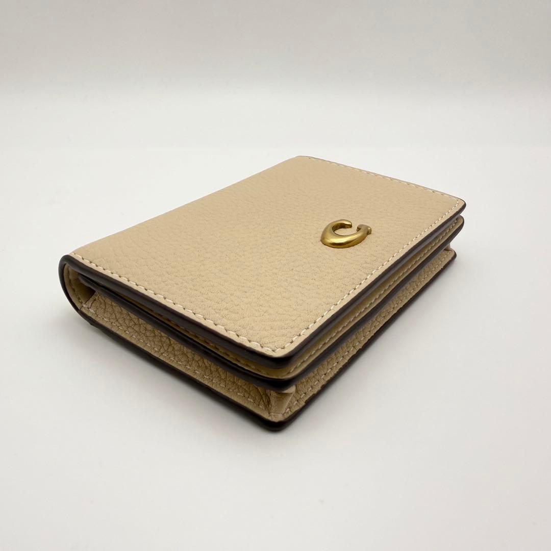 COACH ★大人気★ エッセンシャル ビジネス カードケース アイボリー 新品