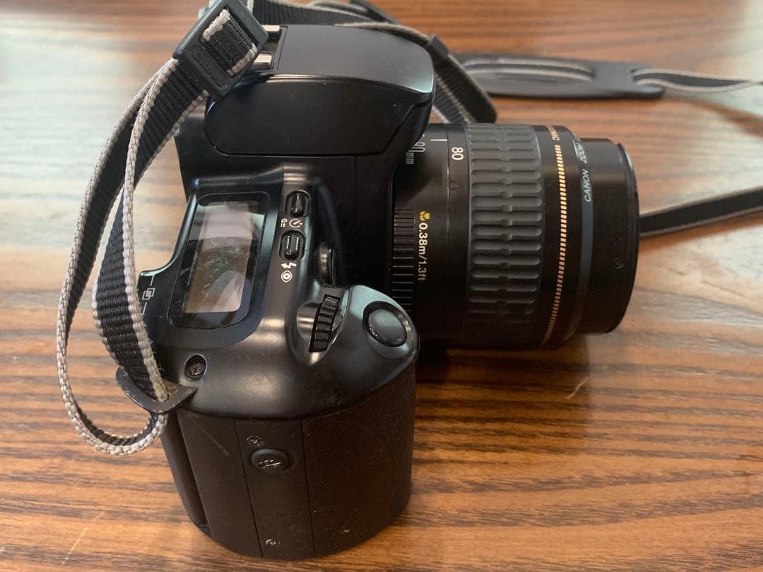 Canon EOS kiss フィルム一眼レフカメラ　80-200望遠レンズ付