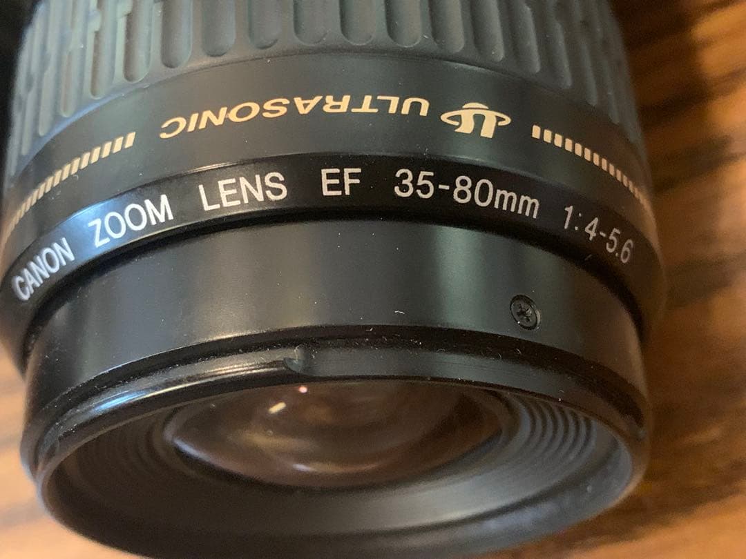 Canon EOS kiss フィルム一眼レフカメラ　80-200望遠レンズ付