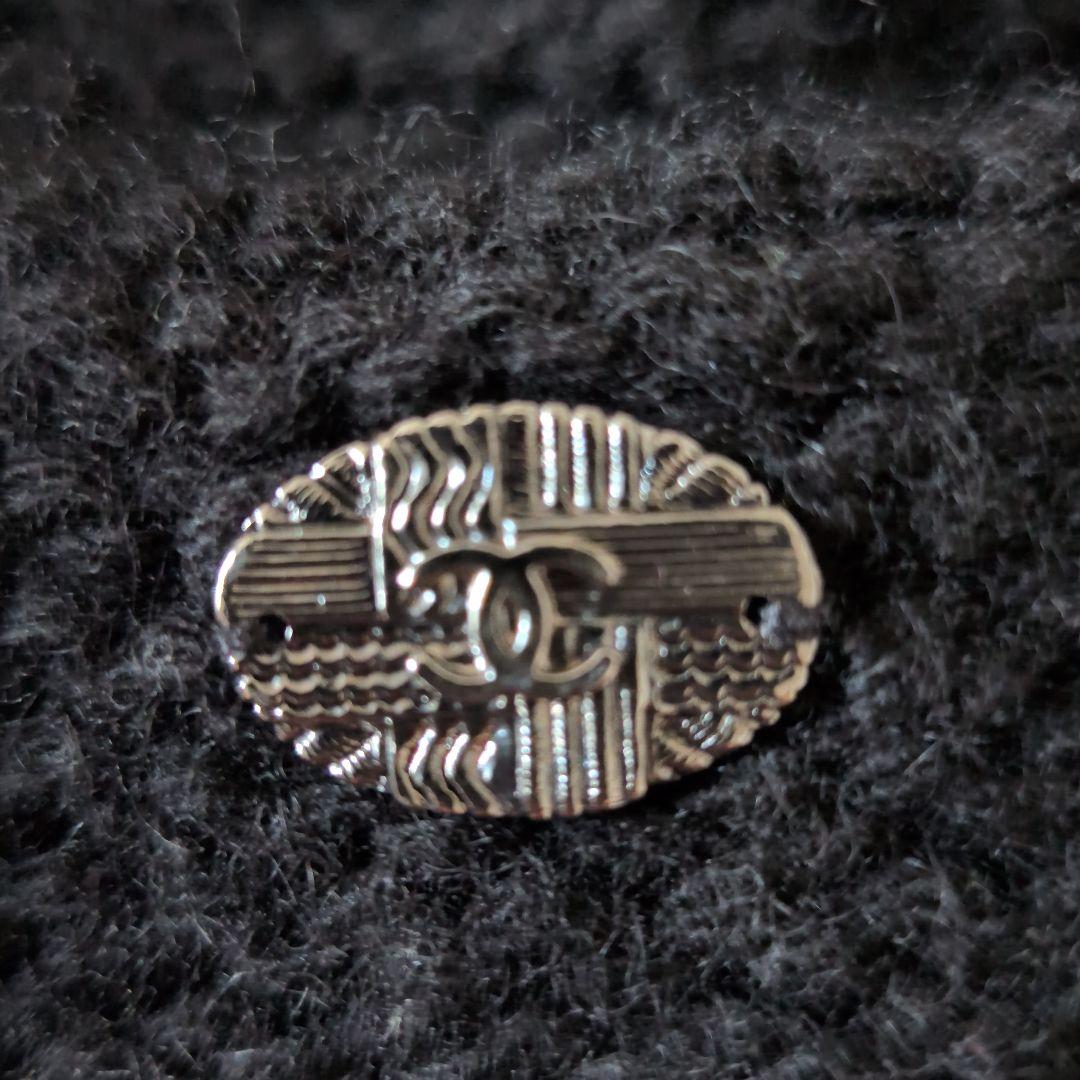 シャネルの暖かなニットワンピース