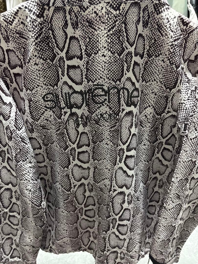 supreme パイソン柄 パーカー