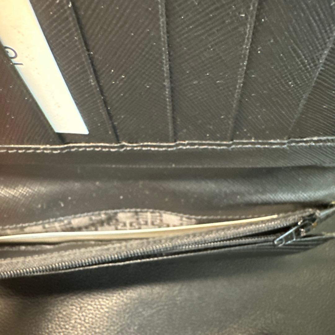 未使用　GIVENCHY ブラックレザー 長財布