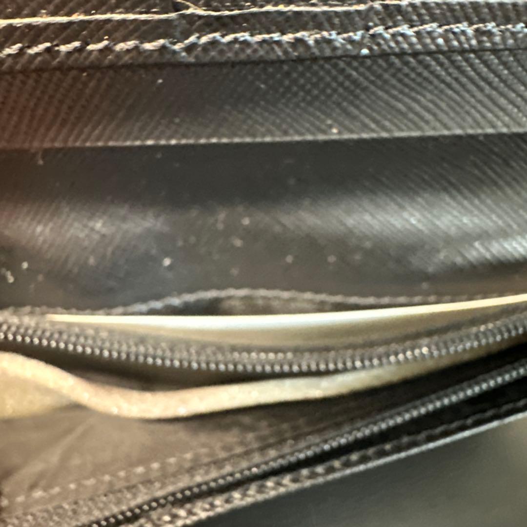 未使用　GIVENCHY ブラックレザー 長財布