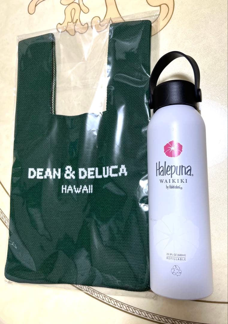 ハワイ カカアコ コウラ店限定 最新作とハレプナのウォーターボトル