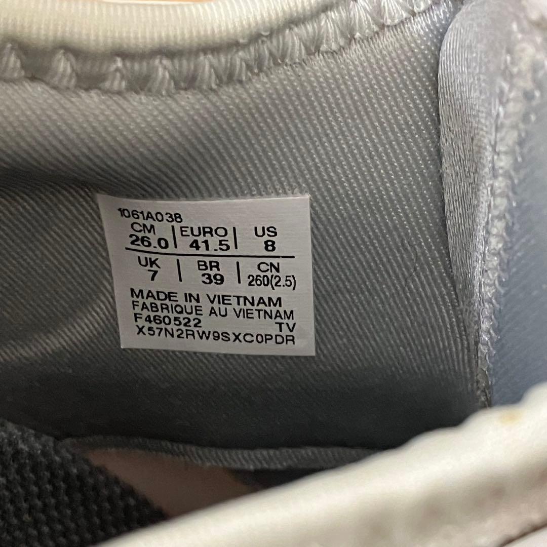 asics グライドノヴァ FF2 26センチ　体育館にて1時間使用