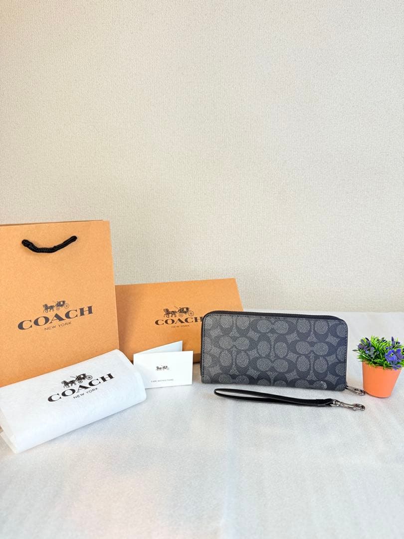 COACH グレー レザー 長財布