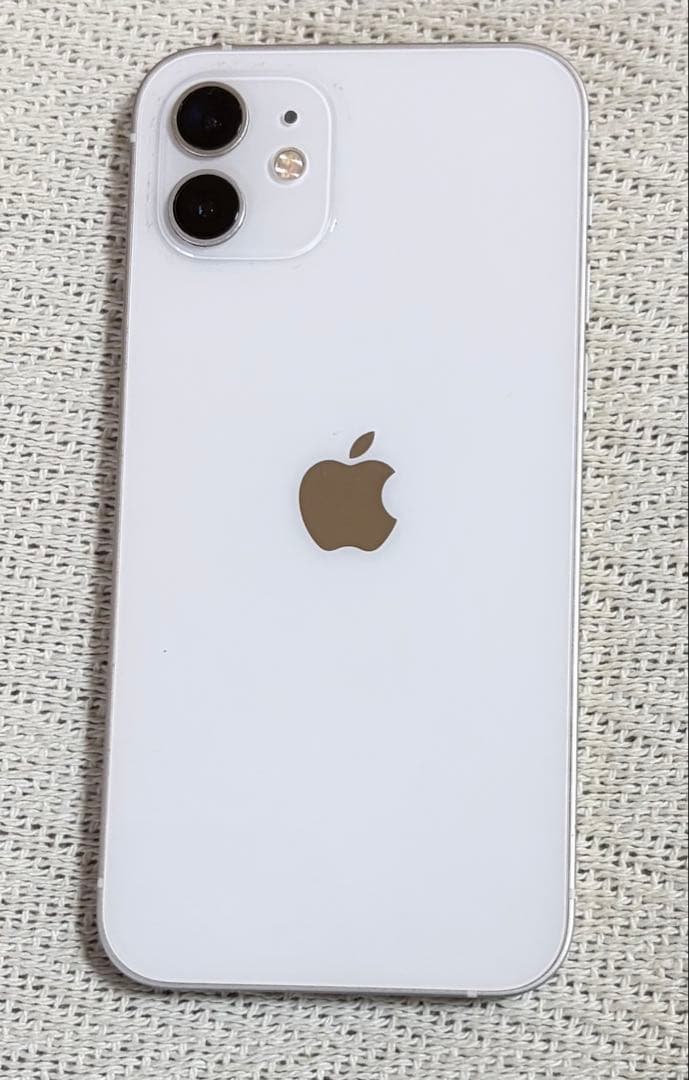 m*i様 Apple iPhone 12 ホワイト 本体