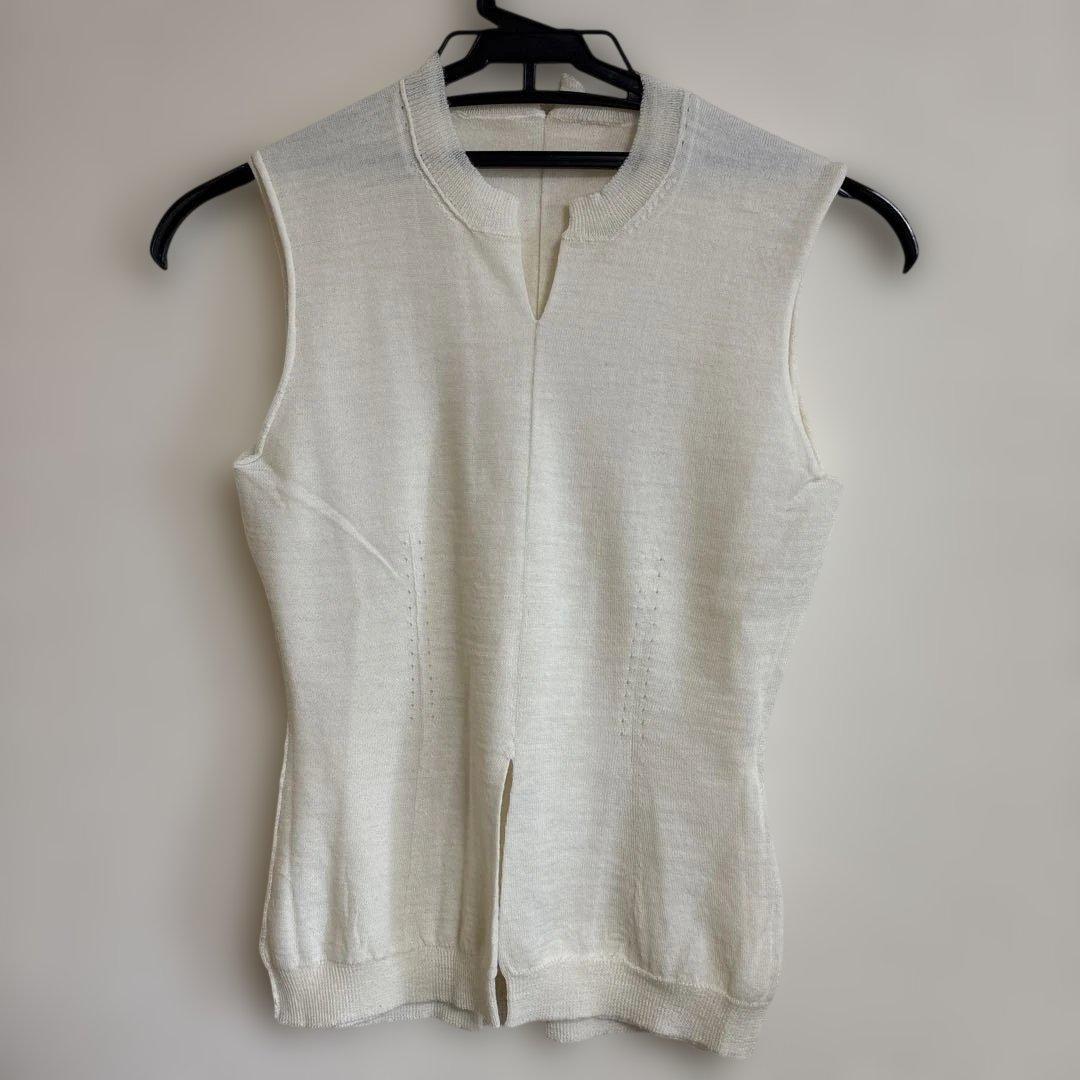 ☆美品　コムデギャルソン☆ノースリーブニット、ベスト