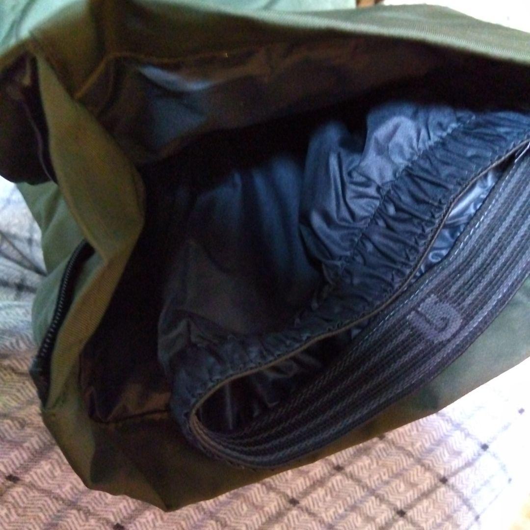 BURTON スノーウェア　オリーブグリーン　日本L-XL　ビブパンツ