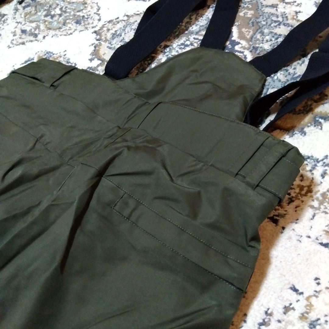 BURTON スノーウェア　オリーブグリーン　日本L-XL　ビブパンツ