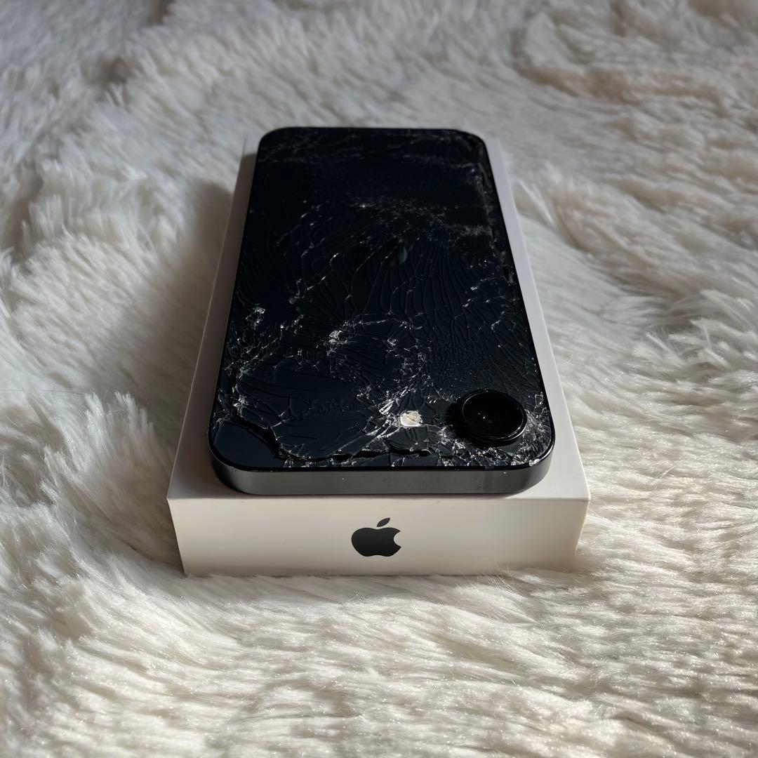 【早い者勝ち】iPhone16e 128GB ホワイト 背面割れあり【即発送】