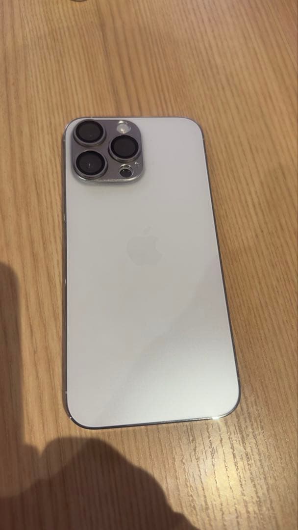 iPhone 14 Pro シルバー 1TAppleCare加入済み 令和14年