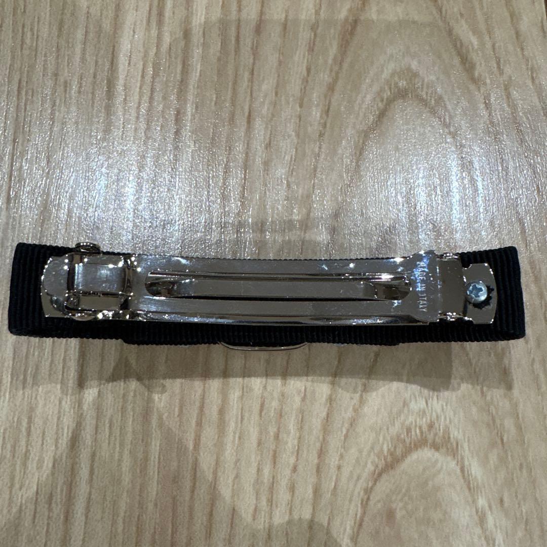 美品　フェラガモ　ラインストーン　バレッタ　黒