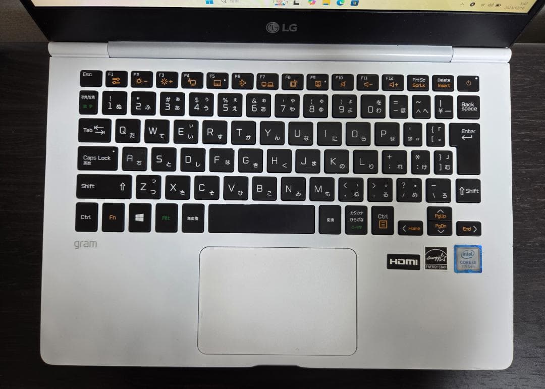LG gram 13インチ / 256GB / Win11 / office2