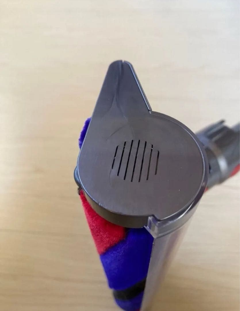 ダイソン掃除機　v8 slim ソフトローラークリーナーヘッド　美品
