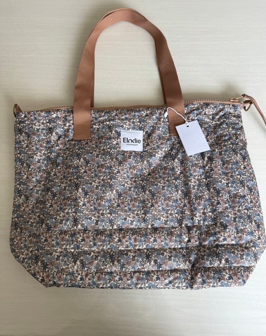 【最終お値下げ】　新品未使用　Elodie マザーズバッグ 花柄
