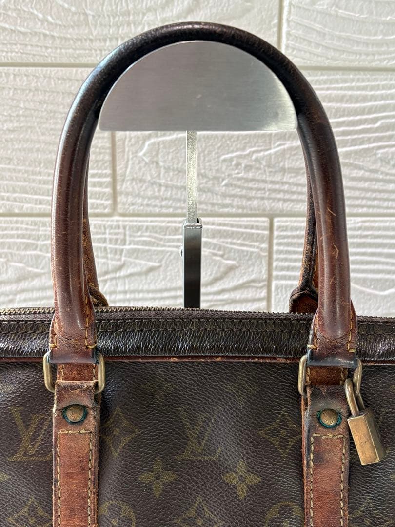 LOUIS VUITTON モノグラム　ビジネスバッグ