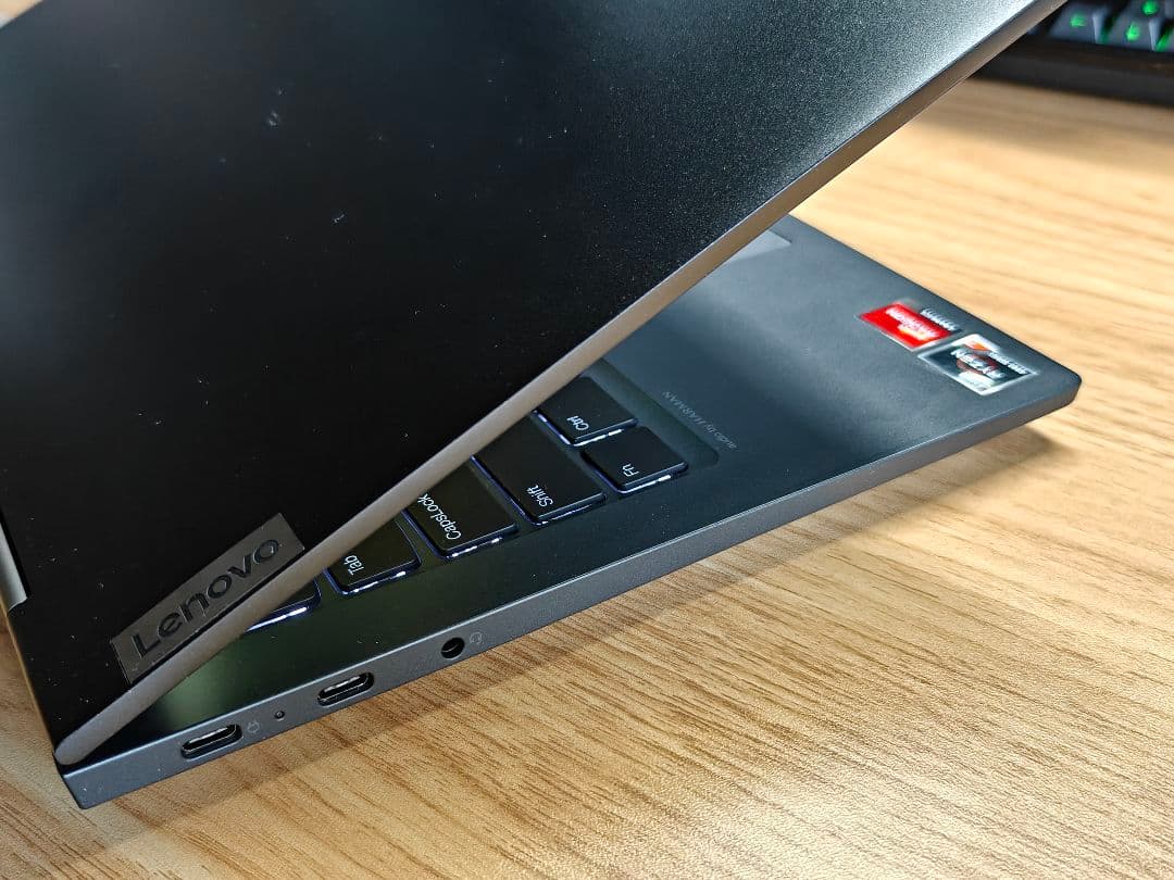 Lenovo ThinkPad neo 14 AMD 6800H 本体