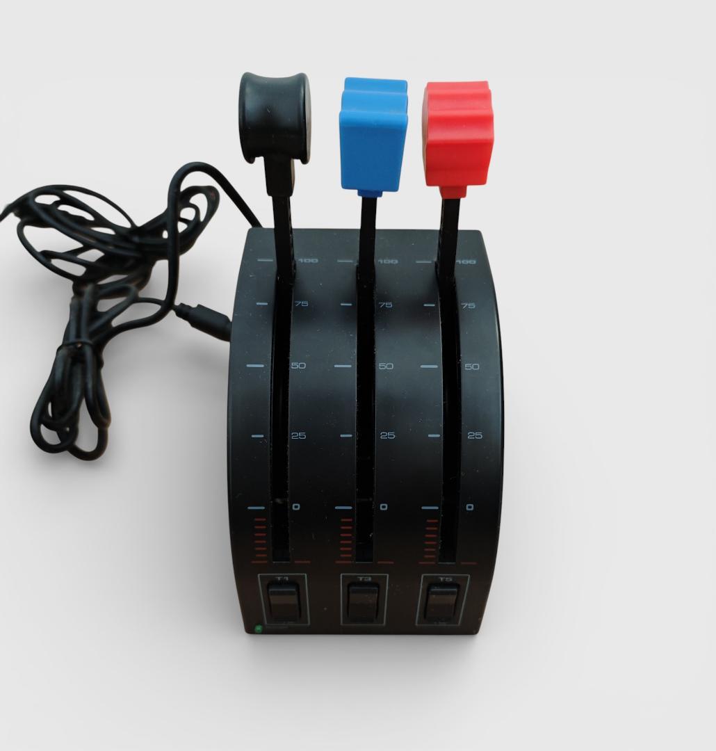 ロジクールプロ フライト ヨーク ＆ スロットル コントローラー