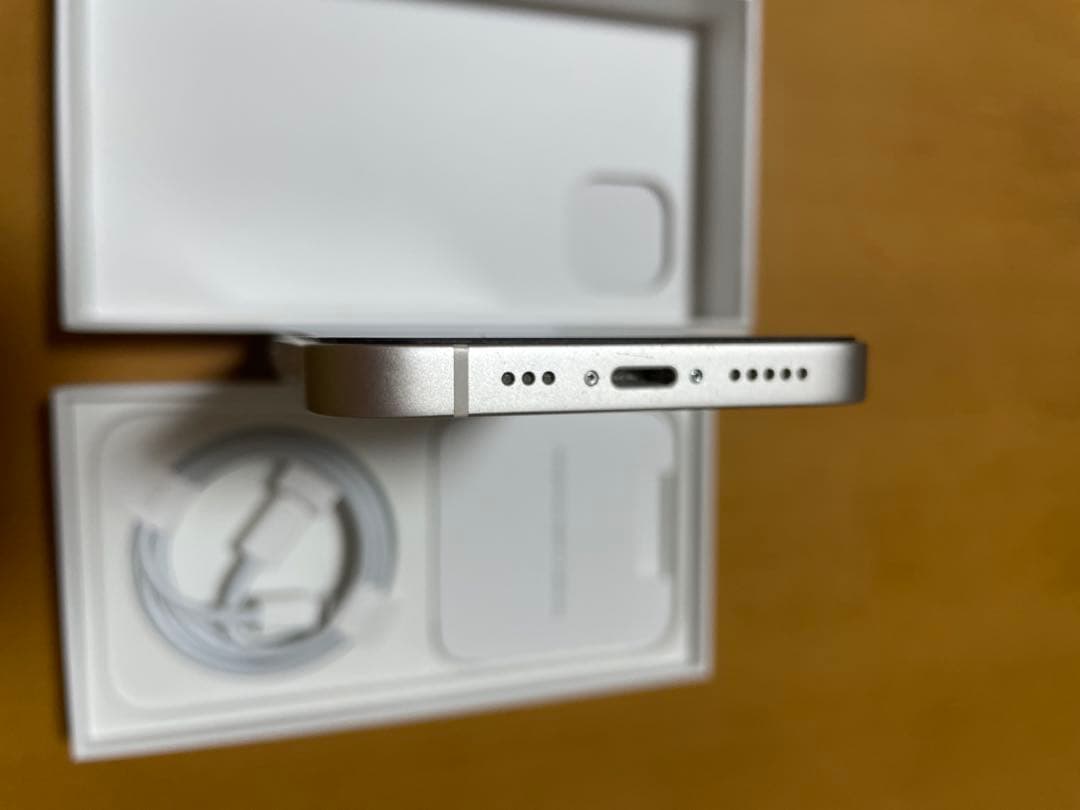 Apple iPhone14 ホワイト 本体 スターライト