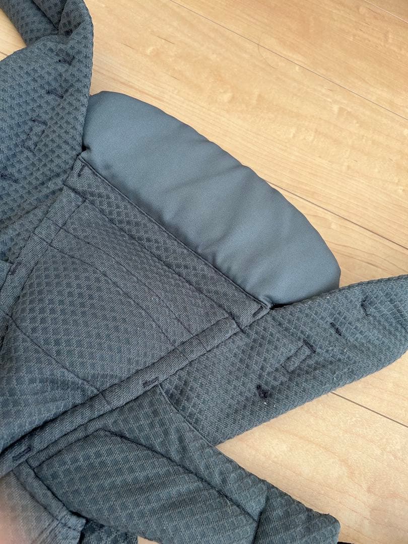 ［あゆみです］ergobaby OMNI Breeze 抱っこ紐 グレー