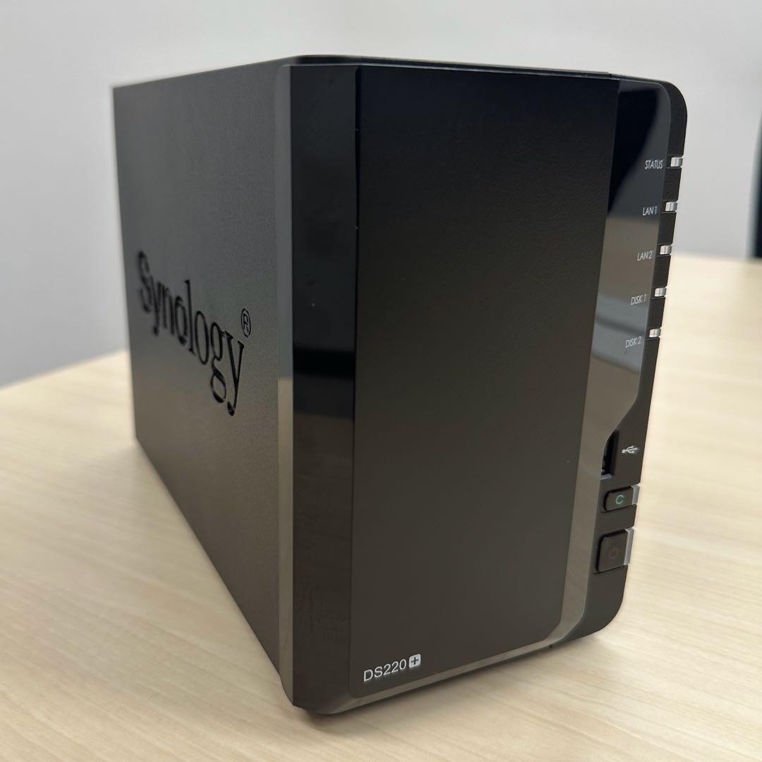Synology DiskStation DS220+　3TB HDD2本付き