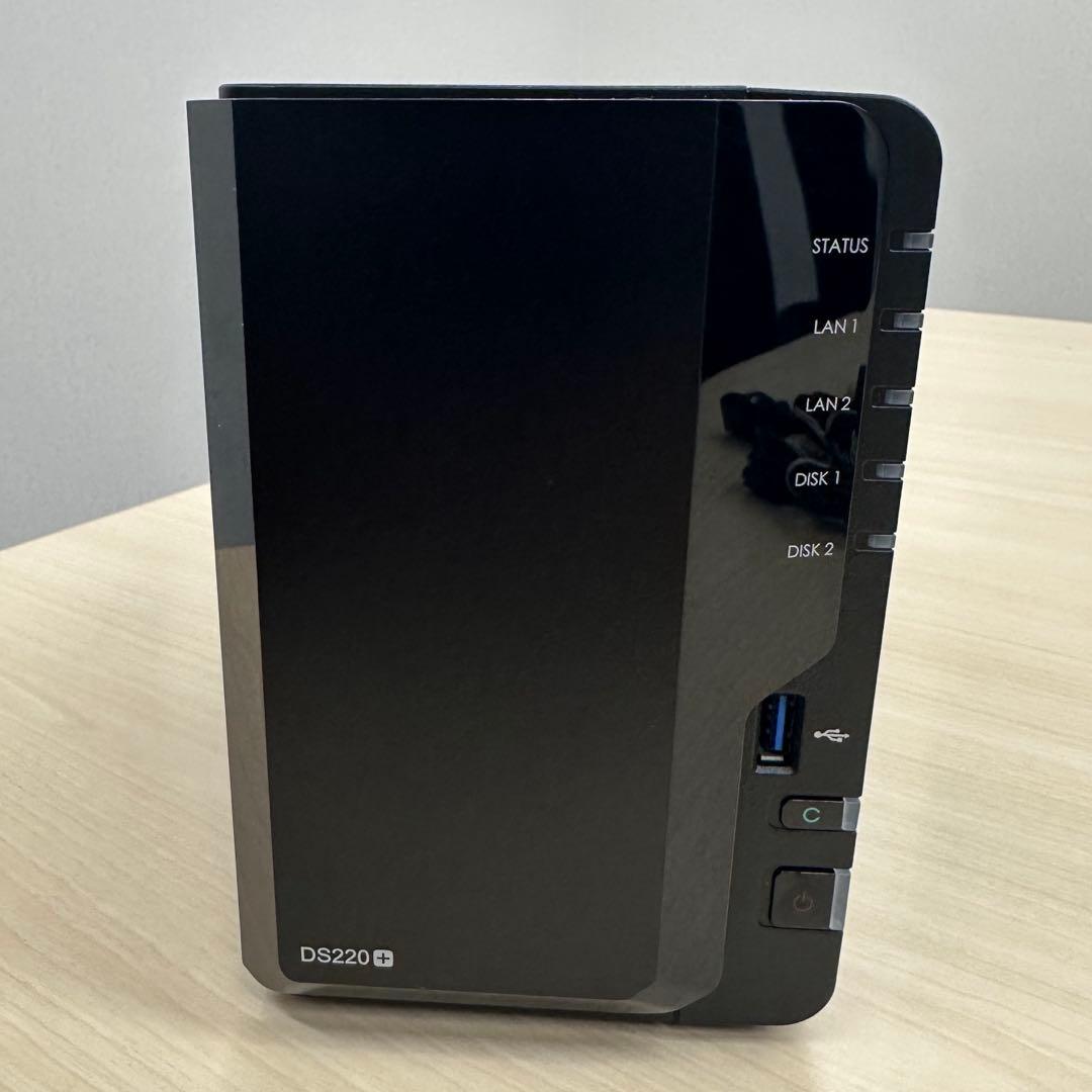Synology DiskStation DS220+　3TB HDD2本付き