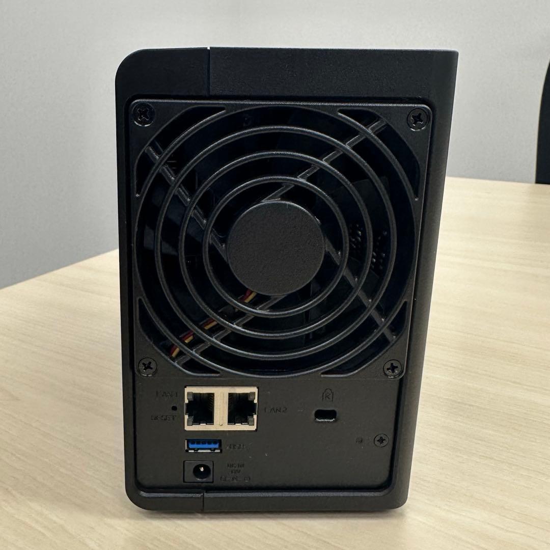 Synology DiskStation DS220+　3TB HDD2本付き