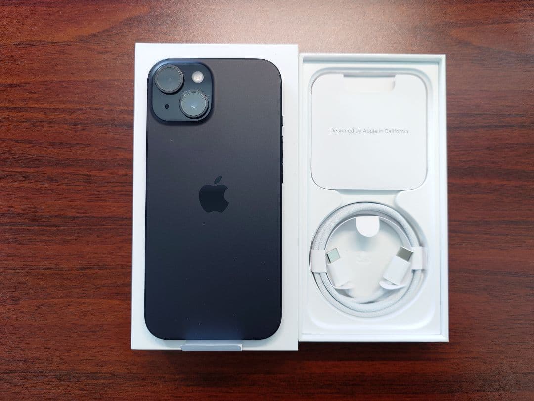iPhone15 128GB ブラック 新品 Apple