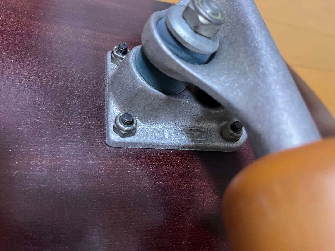 パウエルペラルタ　ボーンズ　スケボー ビンテージ　90s 覗きスカル