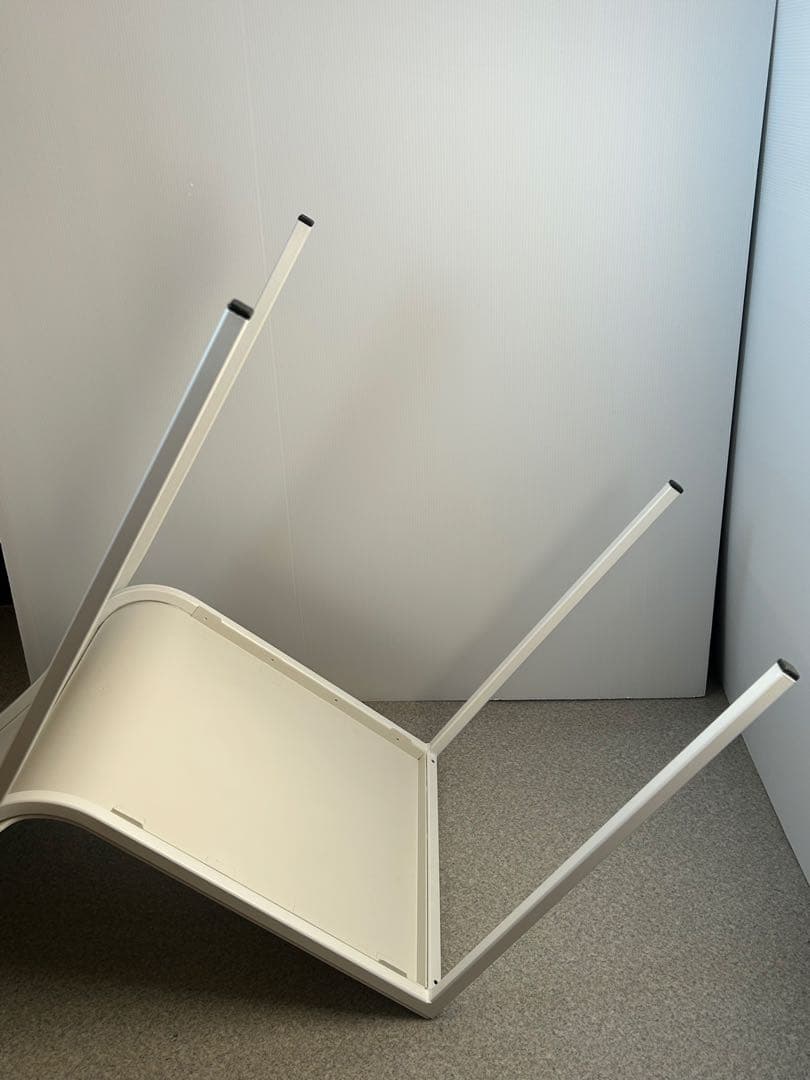 イタリア　LIVIT ULTRA スタッキングチェア　ダイニングチェア 椅子