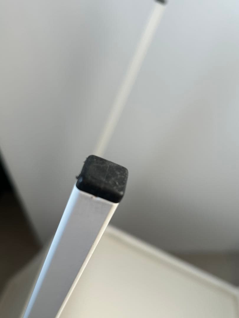 イタリア　LIVIT ULTRA スタッキングチェア　ダイニングチェア 椅子