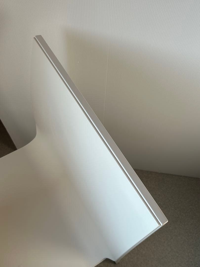 イタリア　LIVIT ULTRA スタッキングチェア　ダイニングチェア 椅子